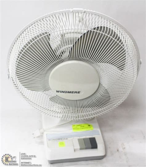 Windmere 12” Oscillating Fan