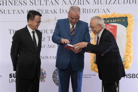 Beliau menjalankan urusan dan hal ehwal bank mengikut dasar yang ditetapkan oleh lembaga pengarah bnm. Sultan Nazrin lancar buku baharu bekas Timbalan Gabenor ...