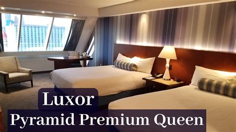 Luxor Las Vegas Pyramid Premium Queen Room Youtube