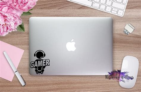 Gamer Icon With Controller Gamers Video Game Nerds Macbook