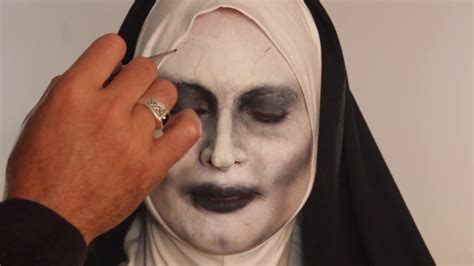 The Nun Halloween Makeup اسهل طريقة لتعلم ماكياج الهالوين الراهبة