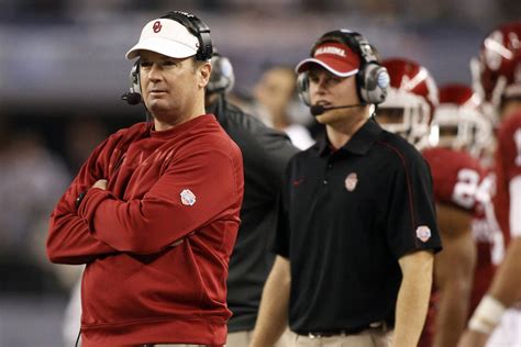 Oklahoma Football Coach Bob Stoops Retires After 18 Seasons With Team