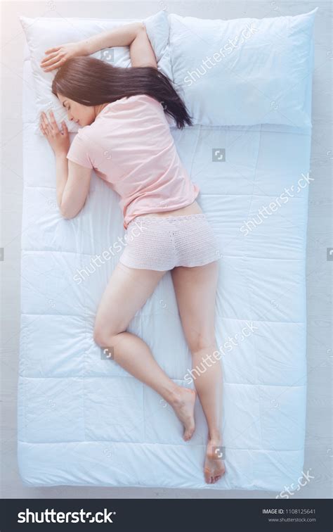 Good Dreams Top View On babe库存照片 Shutterstock