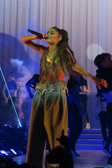 Dangerous women part 3, часть 3. Ariana Grande Performs at Brings her Dangerous Woman Tour ...