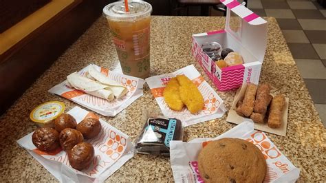 Dunkin' donuts is a coffehouse chain specializing in doughnuts. We Tried Everything on DUNKIN' DONUTS Experimental Menu ...