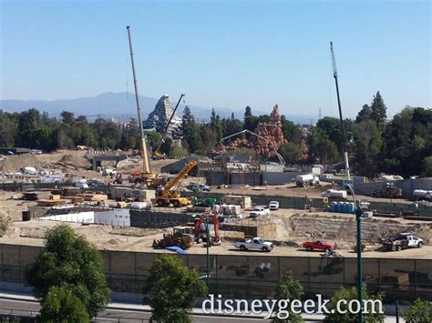 Disneyland Star Wars Construction Check (10/21) | Disneyland star wars, Disneyland, Disneyland ...