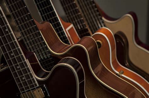 3840x2560 Acoustic Guitar Blur Close Up Focus Fret Guitar