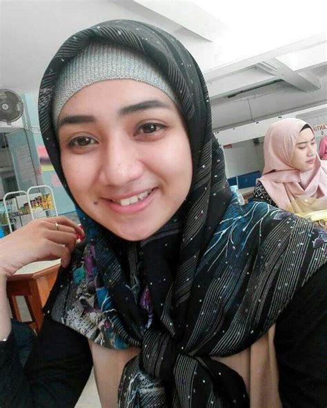 Pretty Muslimah Girl Hijab Covergirl Women Girl Faces Beautiful