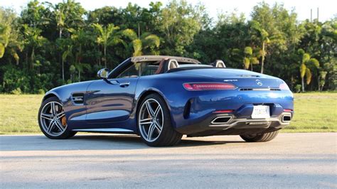 Drivetrain options mostly depend on body style. 2020 Mercedes-Benz AMG GT C Convertible Review, Ratings, MPG and Prices | CarIndigo.com