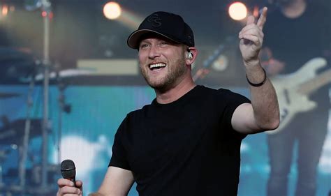 Luke Bryan Had Fun With Cole Swindell For Acm Honors Performance Sounds