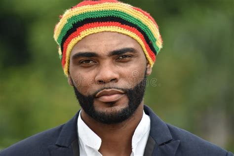 volwassen zwarte jamaicaanse mens stock foto image of afrikaans divers 112797782