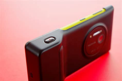 Nokia Lumia 1020 Costs S999 In Singapore Bets On Camera Prowess