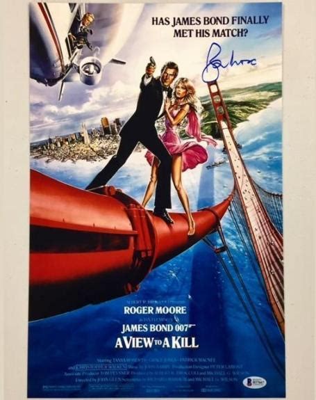 Roger Moore Signed James Bond View To A Kill 11x17 Movie Poster Photo