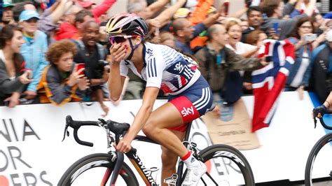 Lizzie Armitstead Wins Dramatic Sprint At Road World Championships