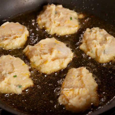 Loaded Fried Mashed Potatoes Are The Best Way To Hack Your ...