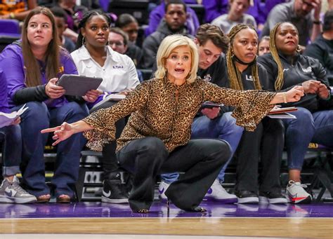 With Coach Kim Mulkey At LSU The Tigers Could Finally Make History Sports Illustrated
