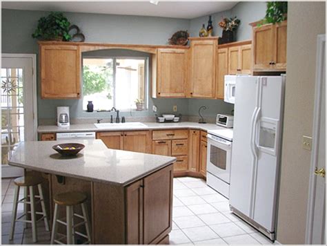 Simple kitchen design for middle class family, small kitchen ideas with island, small kitchen design layouts, small kitchen design pictures modern, small kitchen ideas on a budget, small kitchen design indian style #kitchen #kitchenideas #kitchenisland #kitchenremodel #kitchenmakeover #kitchencolor #kitchendesign Guides to Apply L Shaped Kitchen Island for All Size ...