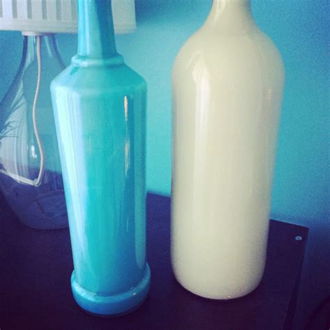 Home Made Vase Out Of Glass Bottles And Paint So Easy And They Turned Out Awesome Bottles