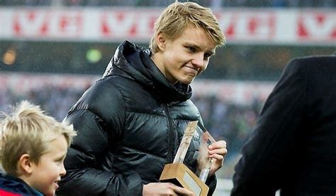 I tillegg har tv 2 sikret seg rettighetene til å. Martin Ødegaard gjestet Liverpool | ABC Nyheter