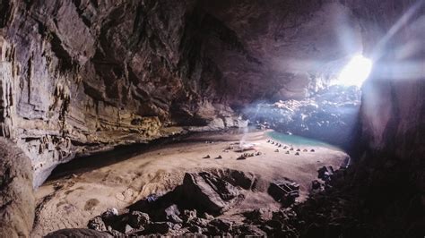 Inside The World's Third Largest Cave | Gizmodo Australia