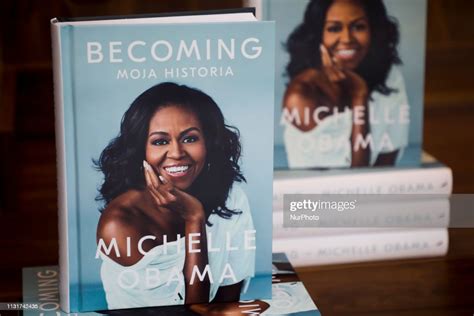 Michelle Obamas Memoir Becoming Is Advertised On The Display Of