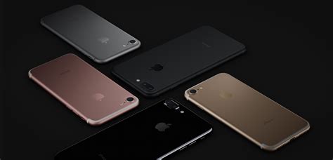 Download Apple brings back the glossy black iPhone with new jet black color | The Verge
