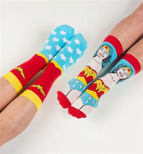 Womens 2pk Retro Wonder Woman Socks
