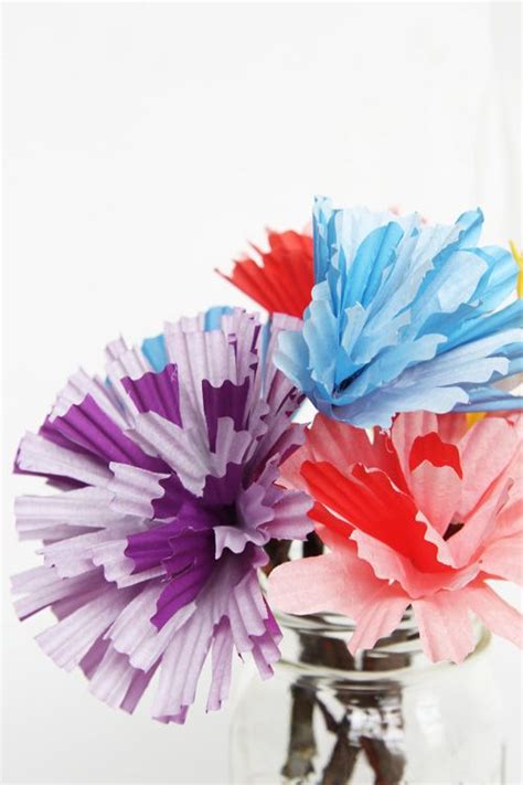 These Diy Flowers Are So Easy And Require Only A Few Materials Make