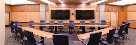 Executive Board Room For Rent At The New Center