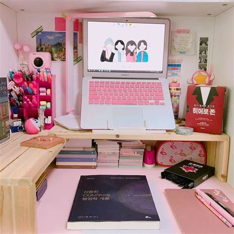 16 Aesthetic Kawaii Desk Davidbabtistechirot