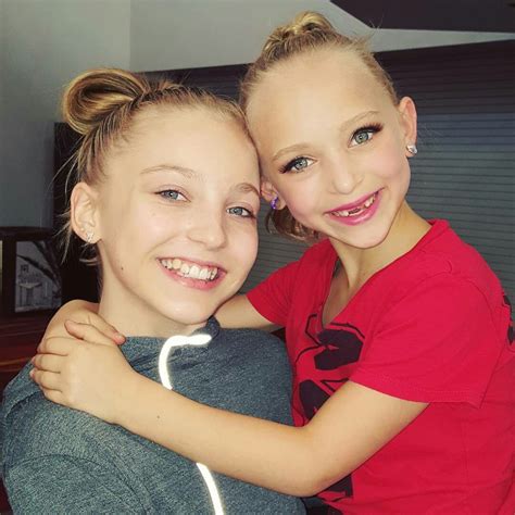 Pin By Wakewood On Dance Moms Dance Moms Minis Dance Moms Season Dance Moms Snapchat