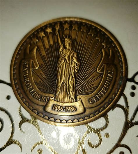 Vintage Collectible Medal Coin 1986 Statue Of Liberty Centennial