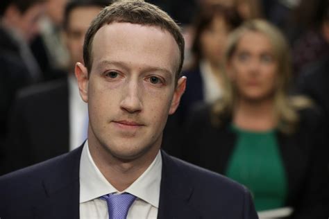 Zuckerberg started facebook at harvard in 2004 at the age of 19 for students to match names with photos of classmates. Mark Zuckerberg Ripped Over Pale Sunscreen Face Surf Photo