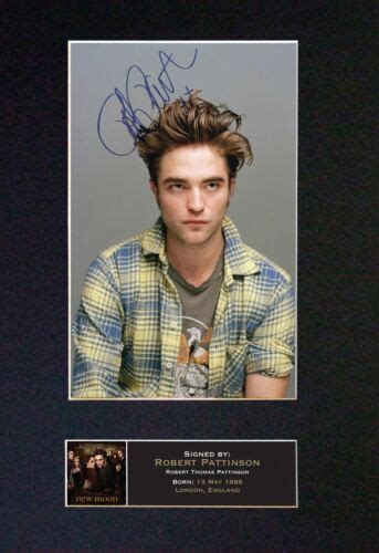 27 Robert Pattinson Reproduction Signatureautograph Mounted Signed