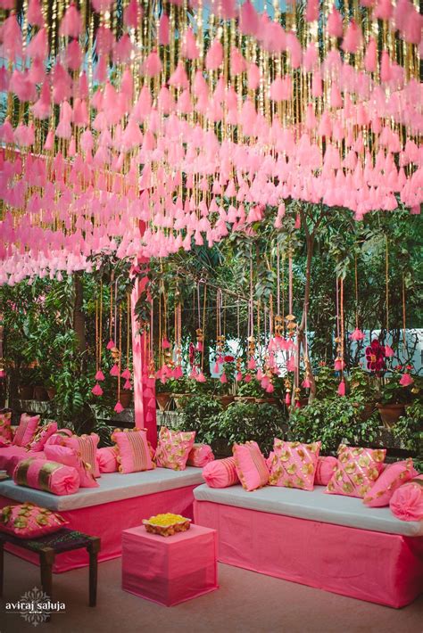 Pink Themed Decor Ideas Knocking ‘em Summer Wedding Doors Desi Wedding
