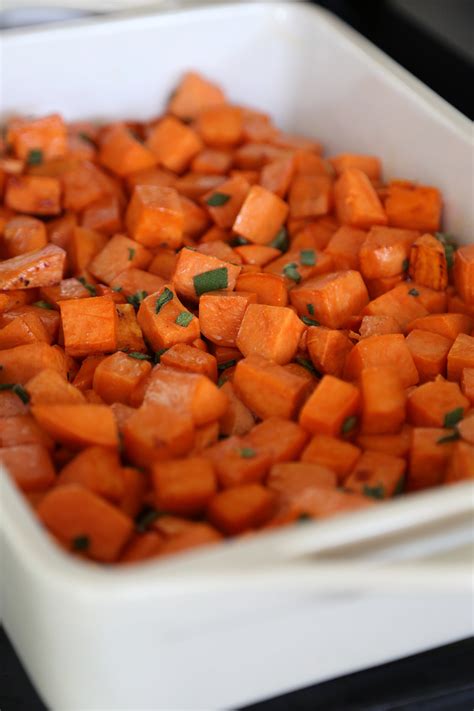 Everybody understands the stuggle of getting dinner on the table after a long day. Easy Sweet Potatoes Recipe For Thanksgiving | POPSUGAR Food