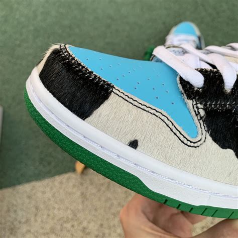 Ben And Jerrys X Dunk Low Sb Chunky Dunky Special Ice Cream Box