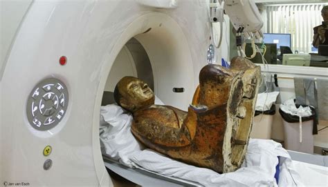 Ct Scan Of 1000 Year Old Buddha Statue Reveals Mummified Monk Hidden