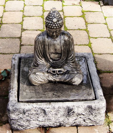 Sitting Buddha Fountain With Kamakura Buddha And Oriental Etsy