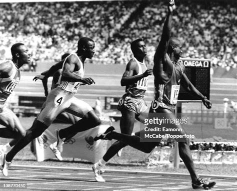 Ben Johnson The 1988 Summer Olympics Photos And Premium High Res Pictures Getty Images