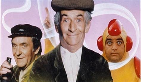 La soupe aux choux is more than all things, the story of the sincere friendship between two old men. ciné-classique La Soupe aux choux : Un Louis de Finesse ...