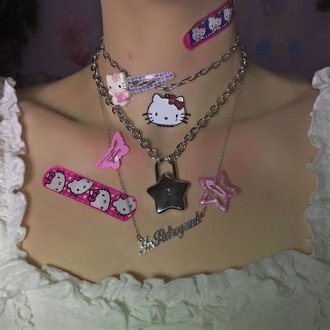 𝖺𝗆𝗈𝗋𝗍𝗋𝖻𝗅 ♡⁺ Pink Goth Pink Grunge Hello Kitty