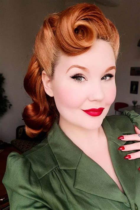 Fascinating Victory Rolls Hairstyles The Modern Take At The Vintage Trend 1940s Hairstyles