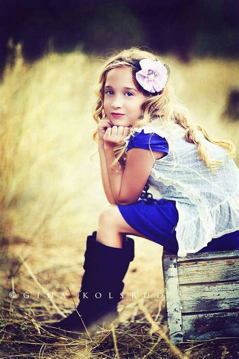 Pin By Raindance Maggie On Photography Poses Tween