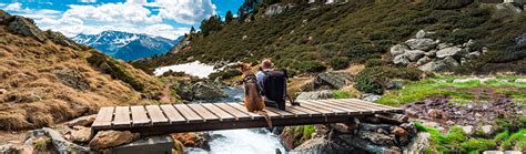 Andorra consists of a cluster of mountain valleys whose streams unite to form the valira river. Andorra - faszinierende Natur und Sehenswürdigkeiten ...