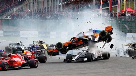 En Fotos Así Fue El Accidente De Fernando Alonso En El Gran Premio De