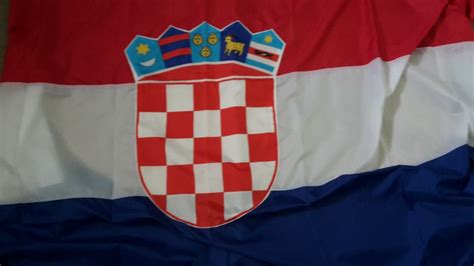 Zastava Hrvatska 100x200cm 145 Kn