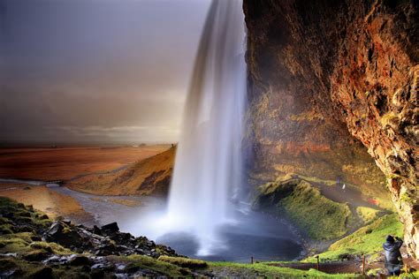Waterfall Iceland Seljalandsfoss Rock People Wallpapers Hd