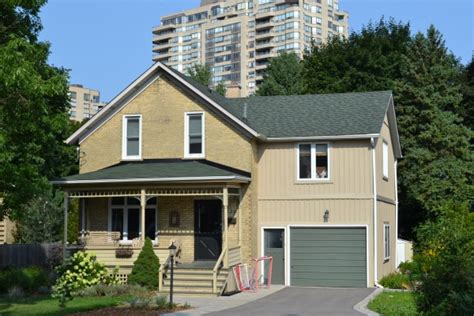 130 Allen Street East Historic Waterloo