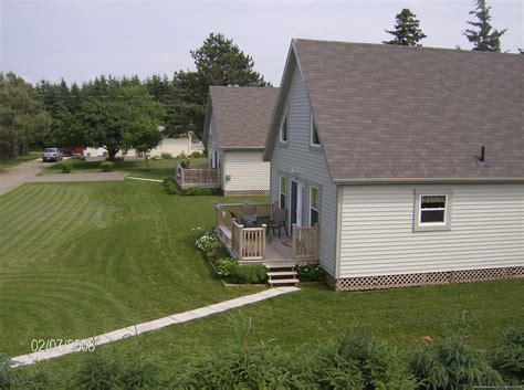 The island's largest urban area, with 35,000 residents, is charlottetown, situated centrally on pei's southern shore and on. Stanhope Cottages Luxury Cottages PEI, Stanhope, Prince ...